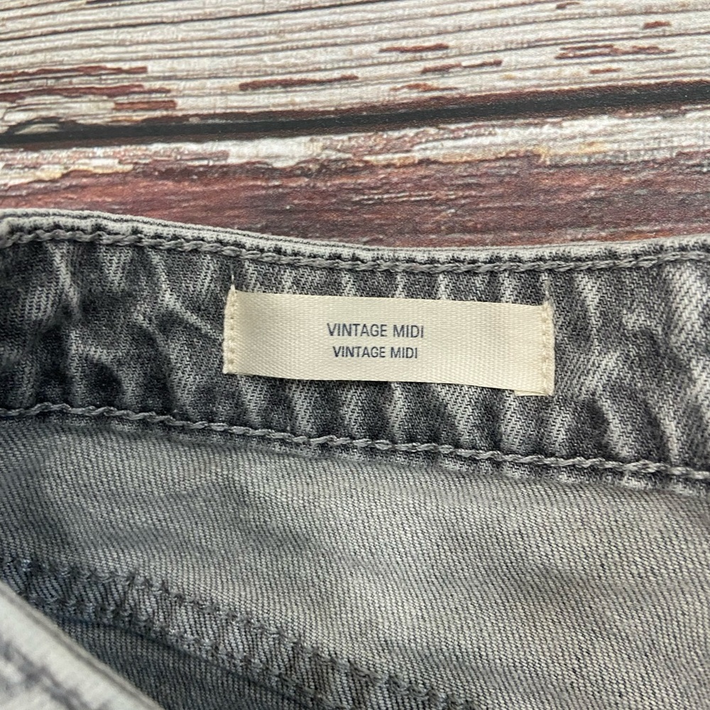 Universal Thread Jean shorts - Picture 4 of 4